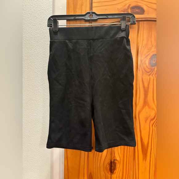 T. By Alexander Wang High Waisted Black Mid Thigh Biker Shorts Size Medium - Picture 5 of 7